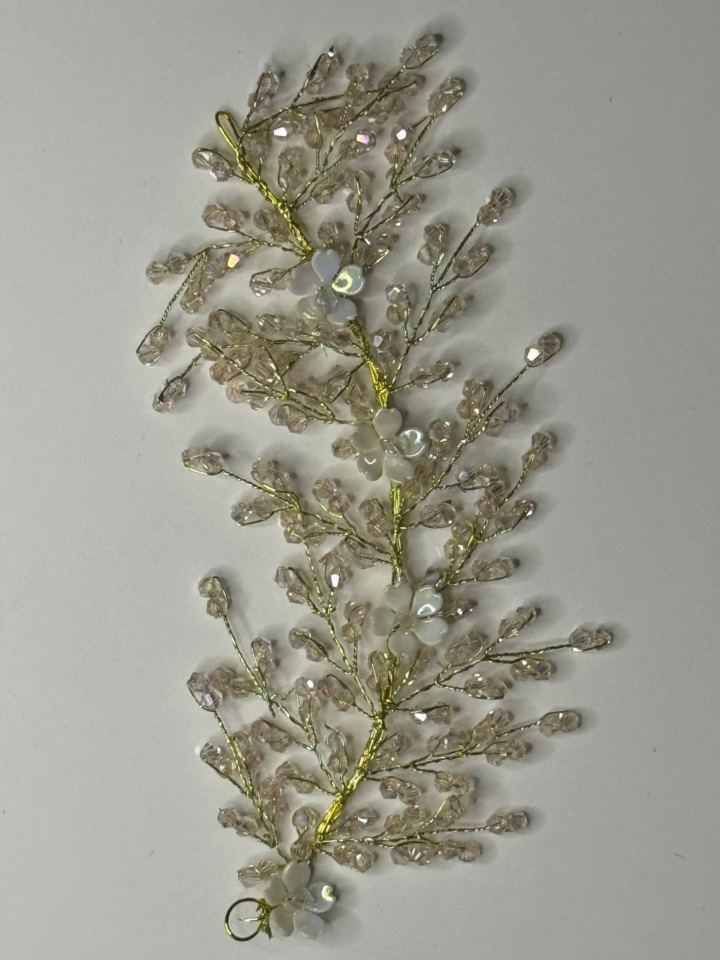 Elegant bead hair accessory